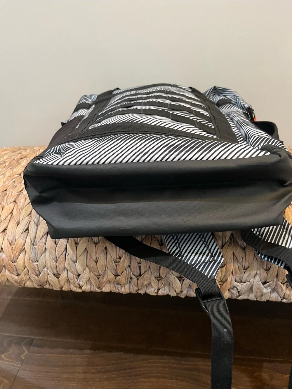 Under Armour Project Rock‎ Box Duffle Backpack Black White Stripe Unisex NWOT